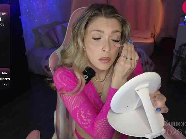 Modèle: queenxlexy