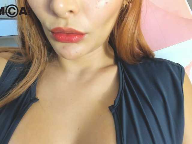 Su-Velvet live cam on BongaCams