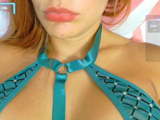 Su-Velvet live cam on BongaCams