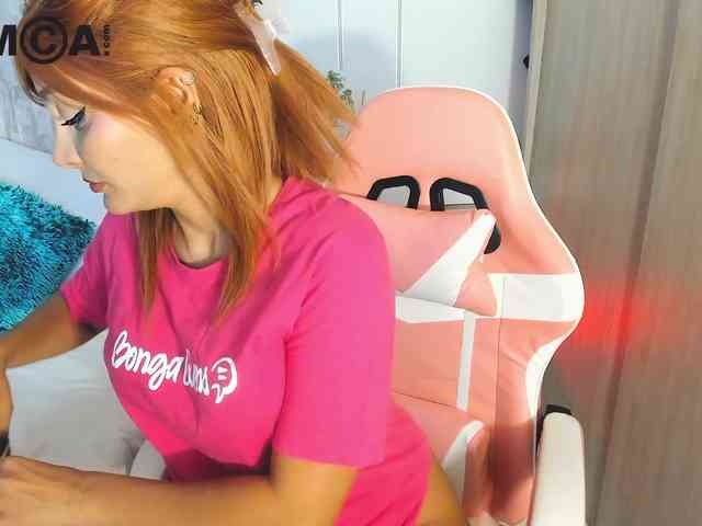su_velvet webcam