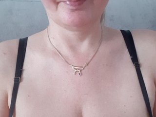 SexiestJess45