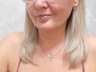 SexiestJess45
