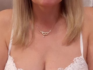 SexiestJess45