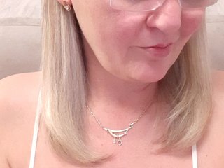 SexiestJess45