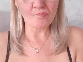 SexiestJess45