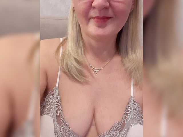 SexiestJess45