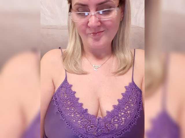 SexiestJess45 live cam on BongaCams