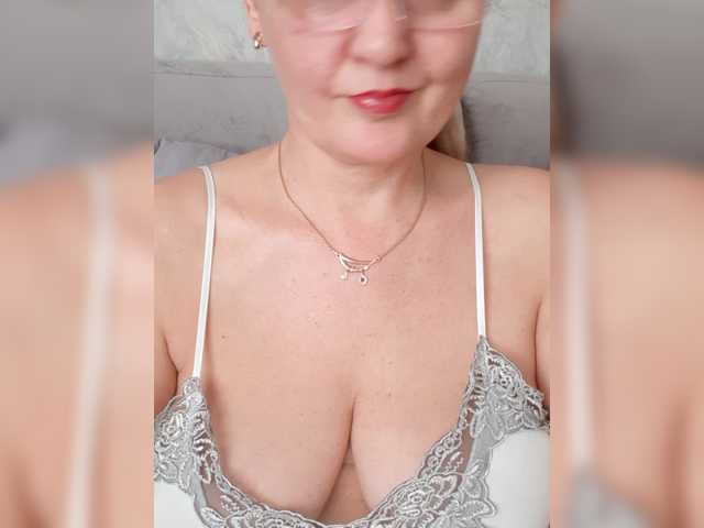SexiestJess45