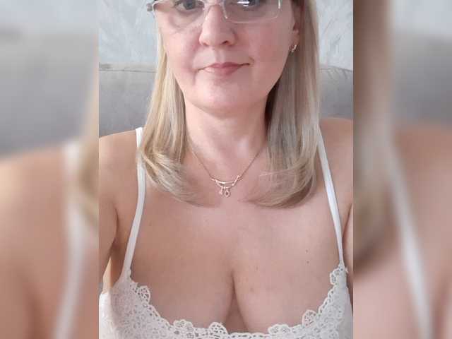 SexiestJess45