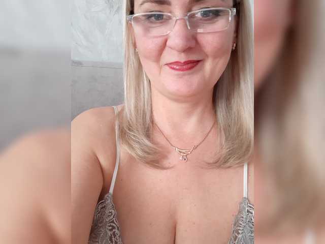 SexiestJess45