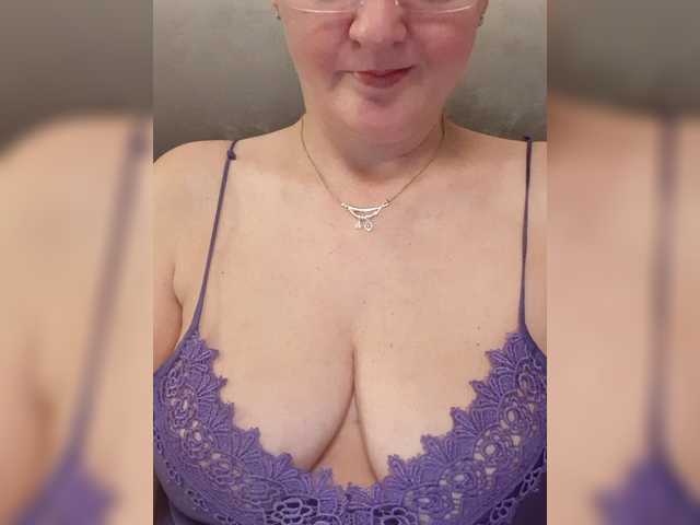 SexiestJess45 live cam on BongaCams