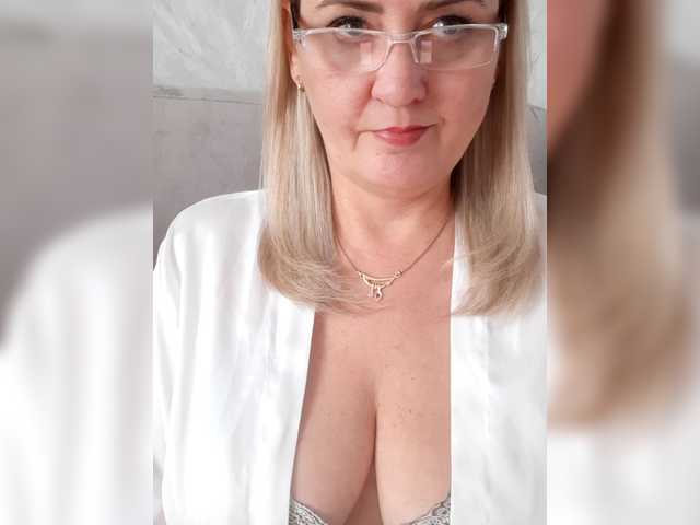 SexiestJess45