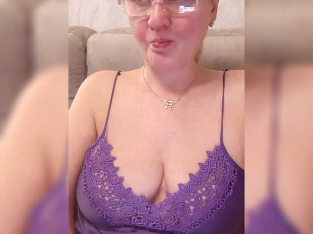 SexiestJess45 live cam on BongaCams
