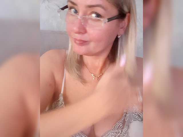 SexiestJess45 live webcam show