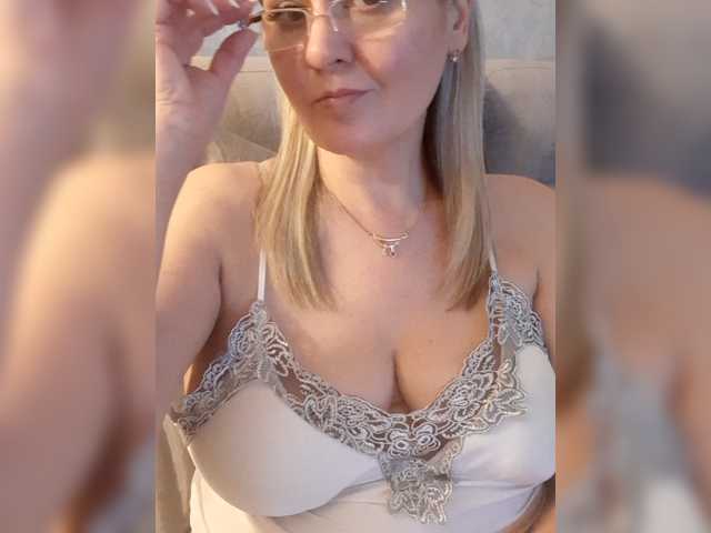 SexiestJess45