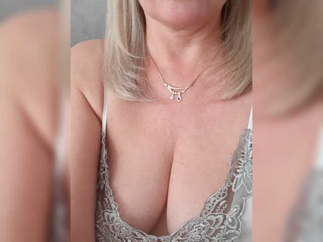 SexiestJess45