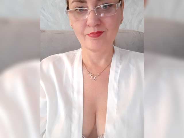 SexiestJess45