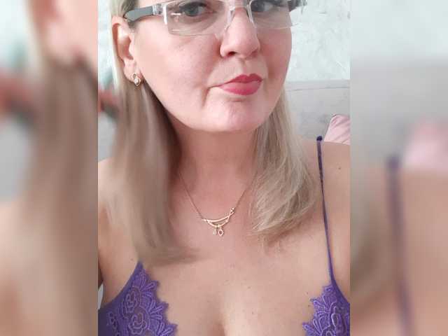 SexiestJess45 live cam on BongaCams