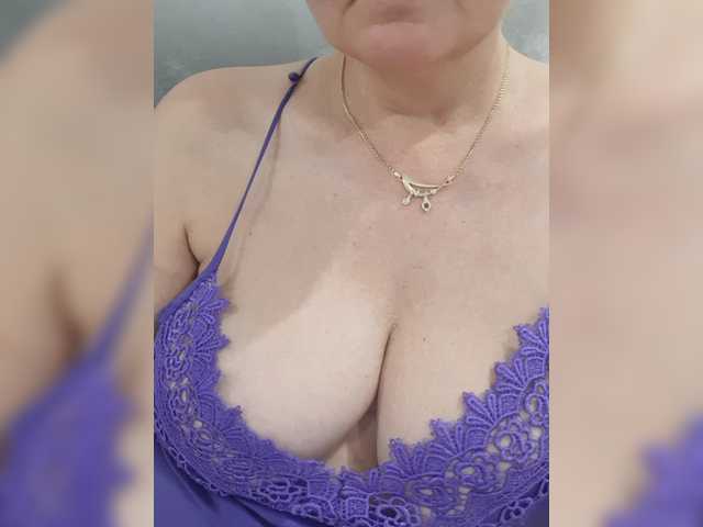 SexiestJess45 live webcam show