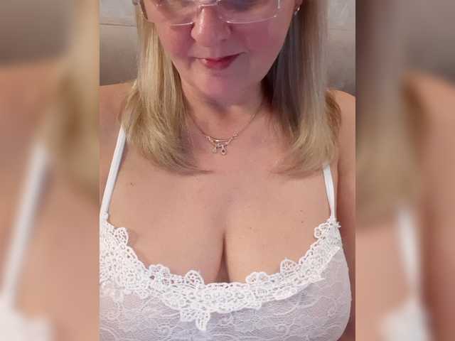 SexiestJess45