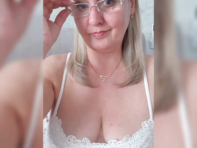 SexiestJess45