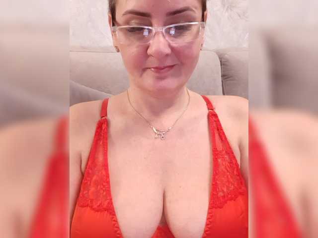 SexiestJess45 live cam on BongaCams