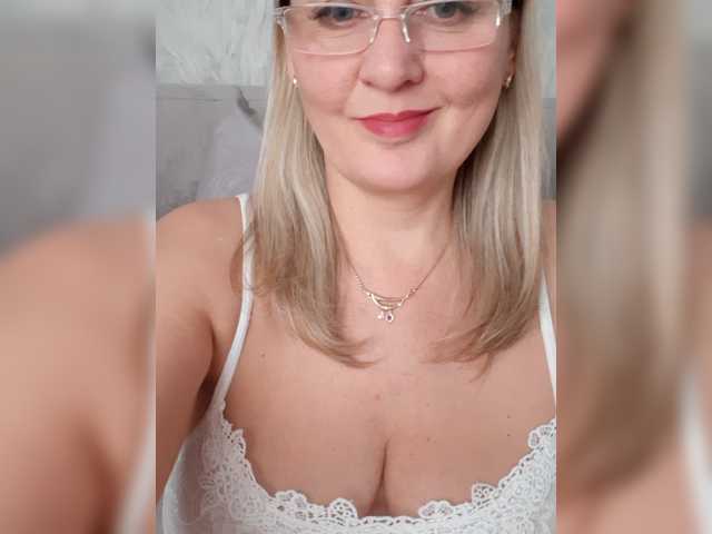 SexiestJess45