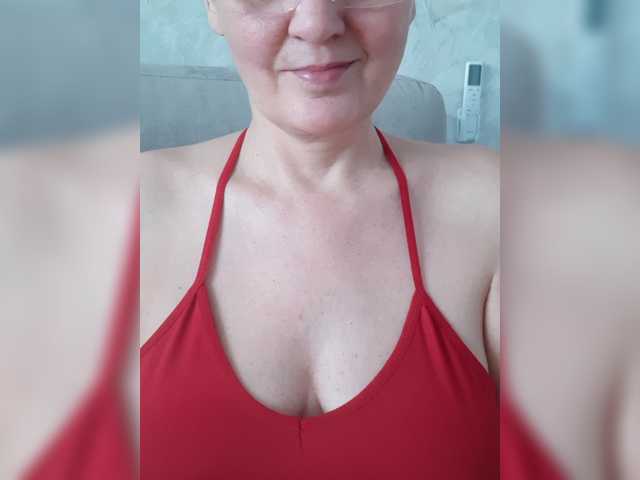 SexiestJess45 live cam on BongaCams