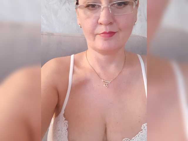 SexiestJess45 live cam on BongaCams