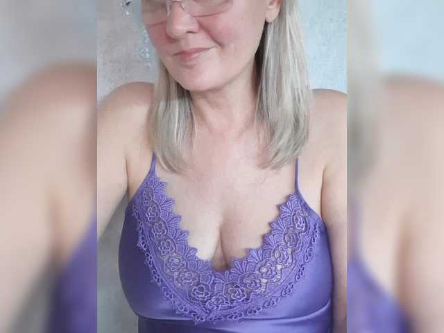 SexiestJess45 live cam on BongaCams