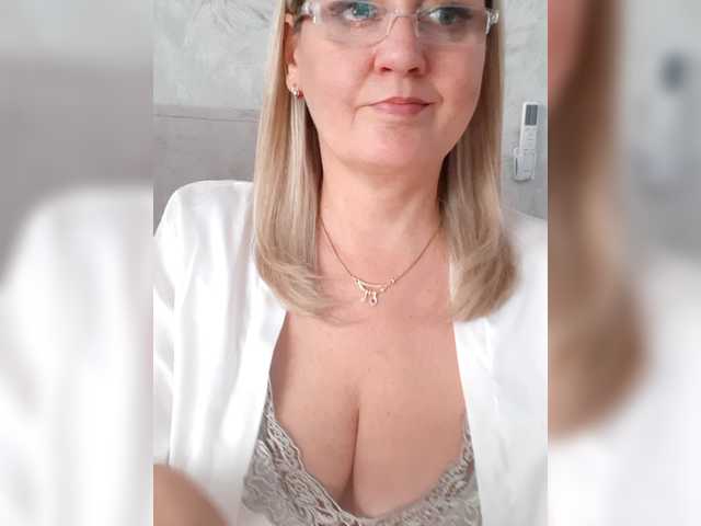 SexiestJess45