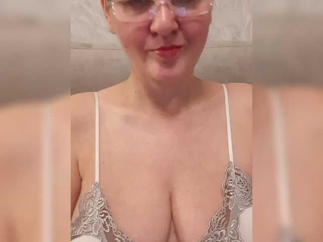 SexiestJess45