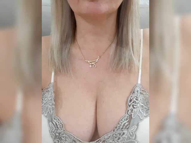 SexiestJess45