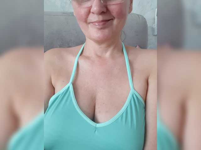 SexiestJess45 — live female cam