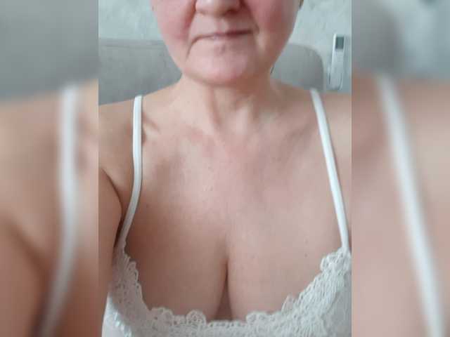 SexiestJess45 live cam on BongaCams