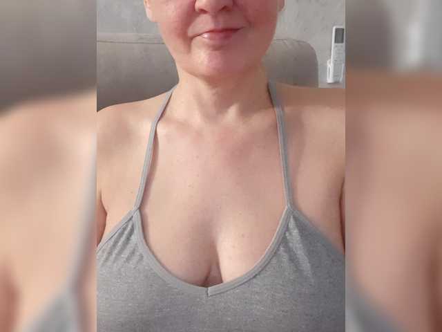 SexiestJess45 live cam on BongaCams