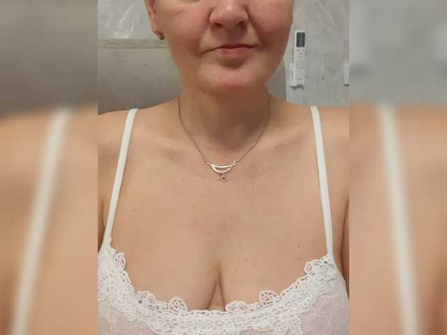 SexiestJess45 live cam on BongaCams