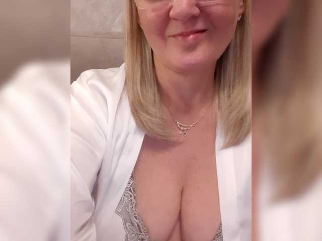 SexiestJess45