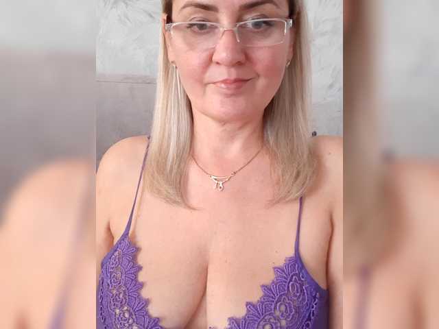 SexiestJess45 live cam on BongaCams