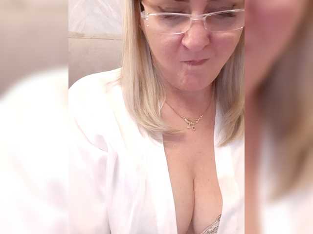 SexiestJess45