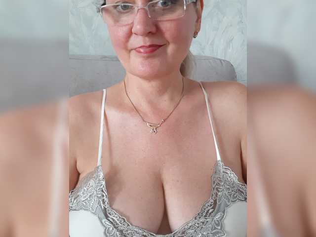 SexiestJess45 live webcam show