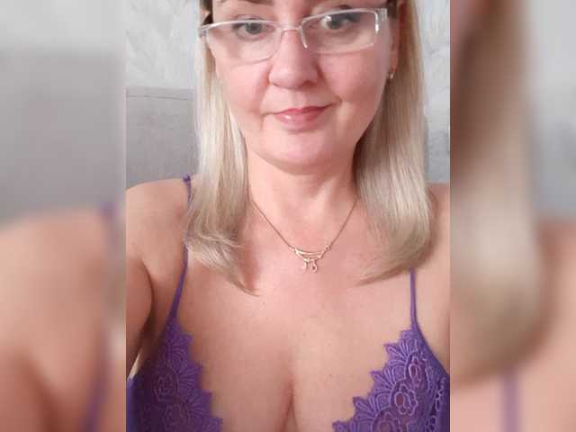 SexiestJess45 live cam on BongaCams