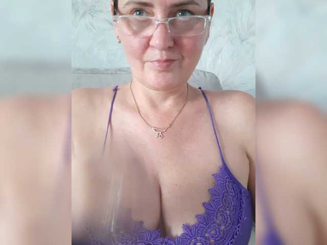 SexiestJess45 live webcam show