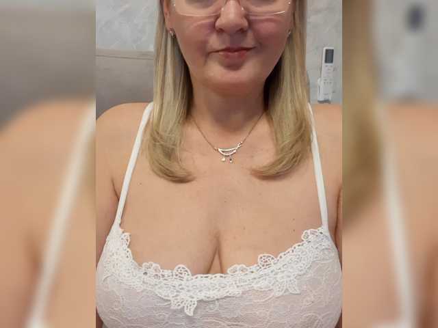 SexiestJess45