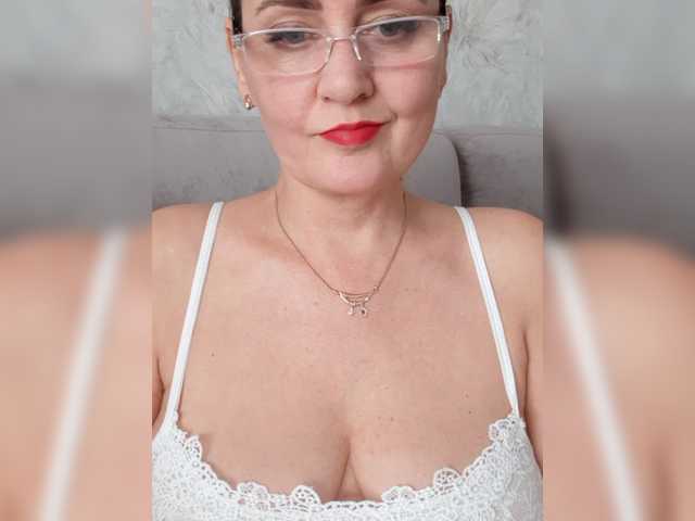 SexiestJess45 live cam on BongaCams