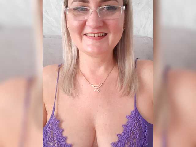 SexiestJess45 live cam on BongaCams