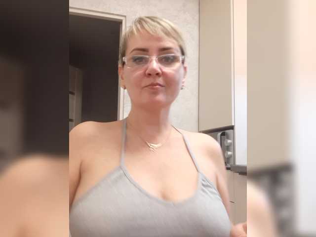 SexiestJess45