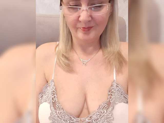 SexiestJess45