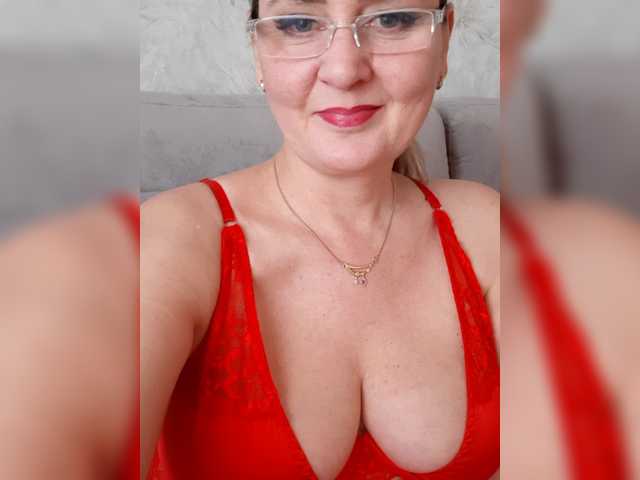 SexiestJess45 live cam on BongaCams