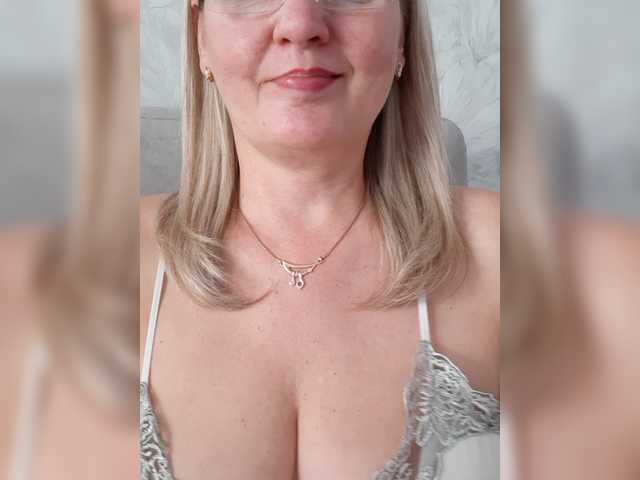 SexiestJess45